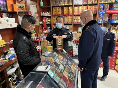 子洲縣公安局環食藥大隊聯合縣煙草專賣局開展煙草專項檢查