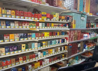 "營業額斷崖下降,開店容易守店難"